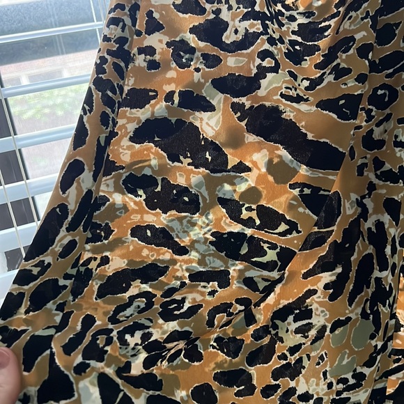 TopShop Printed Dress with Slit - Picture 2 of 8